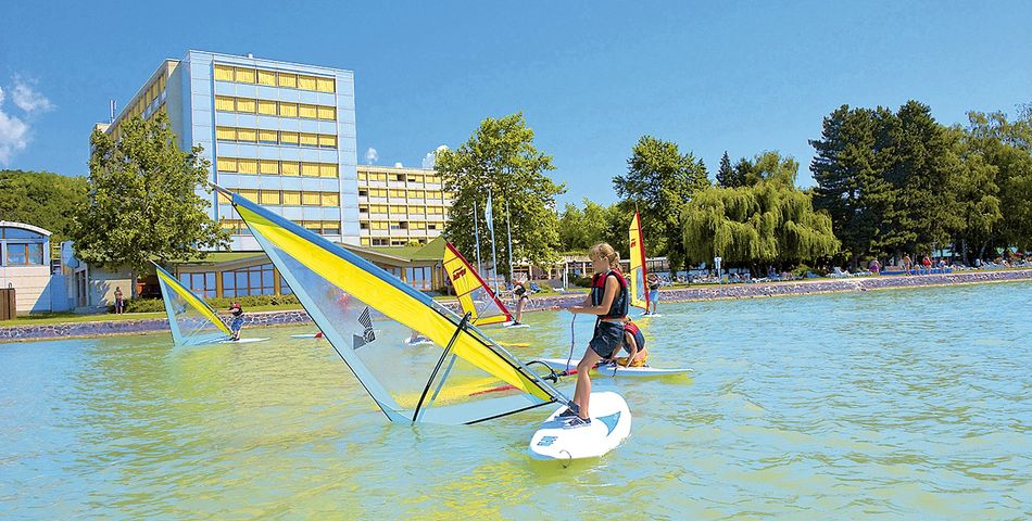 budynek główny, sport i rekreacja