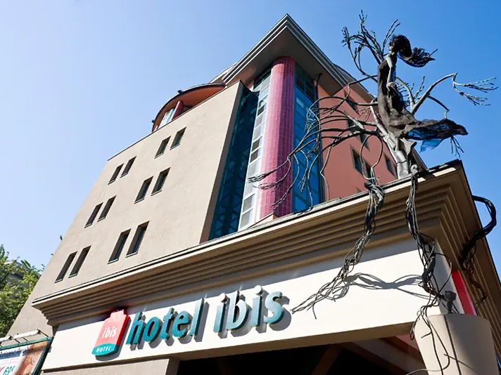 ibis Budapest Heroes Square 3*