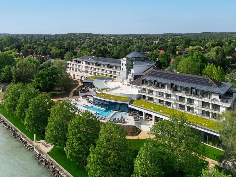 Kenese Bay Garden Resort & Conference