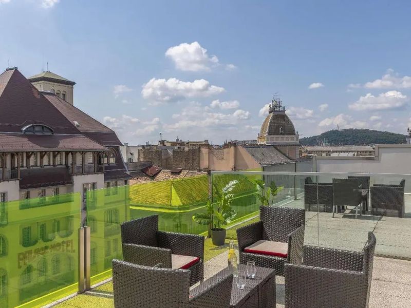 NH Collection Budapest City Center 4*