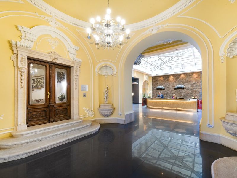 Palazzo Zichy 4*