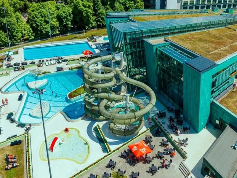 Portobello Wellness & Yacht