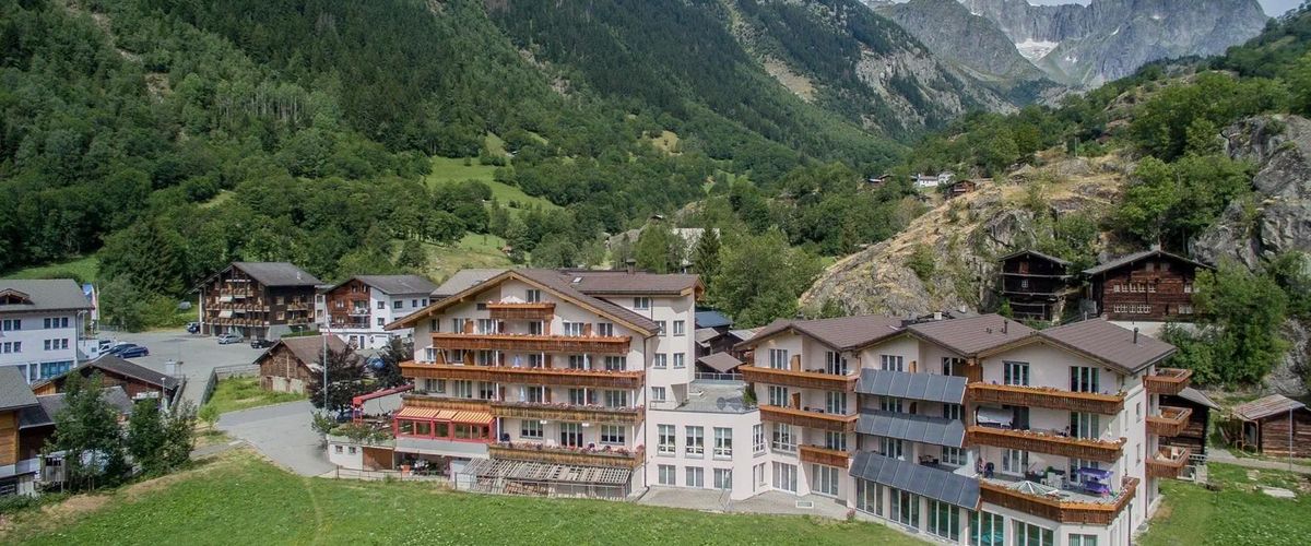 obiekt, teren hotelu