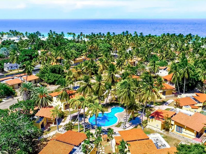 Hesperia (Playa El Aqua)