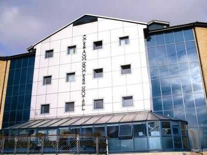 Custom House 3*