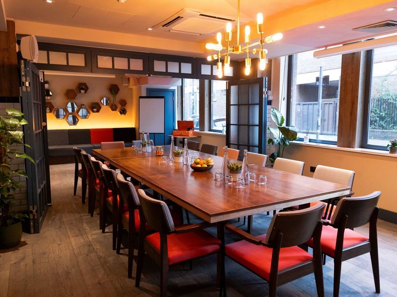 The Corner London City 3*