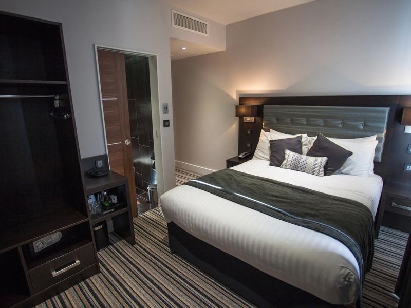 The W14 Kensington 3*