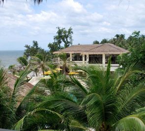Allezboo Beach Resort & Spa