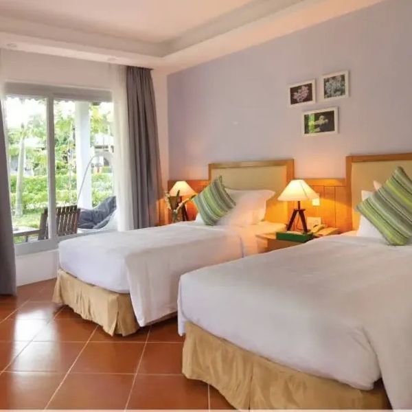 Famiana Green Villa