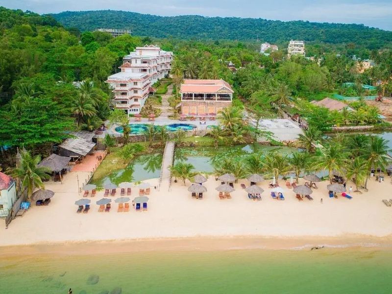 Long Beach Resort (Phu Quoc)