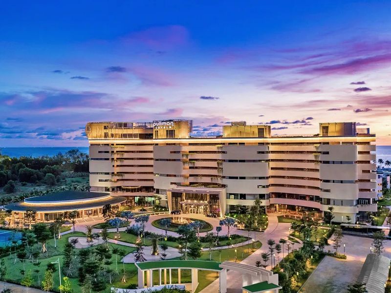 Pullman Phu Quoc Beach Resort