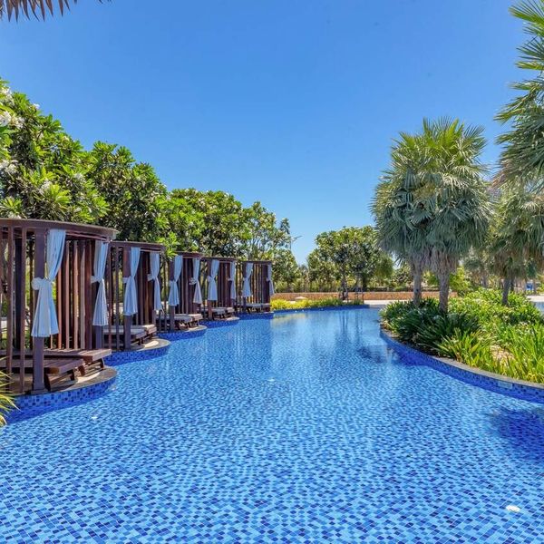 Wyndham Grand KN Paradise