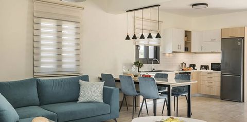 pokój, kuchnia / aneks kuchenny