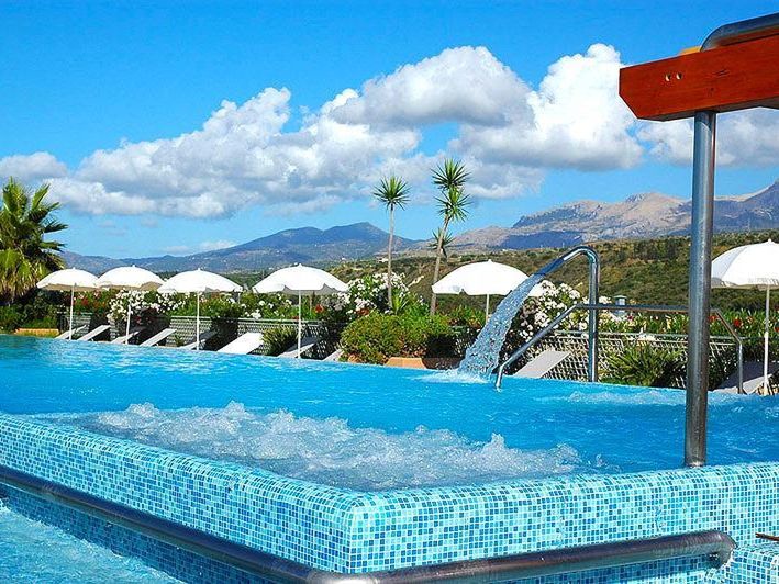 teren hotelu, basen