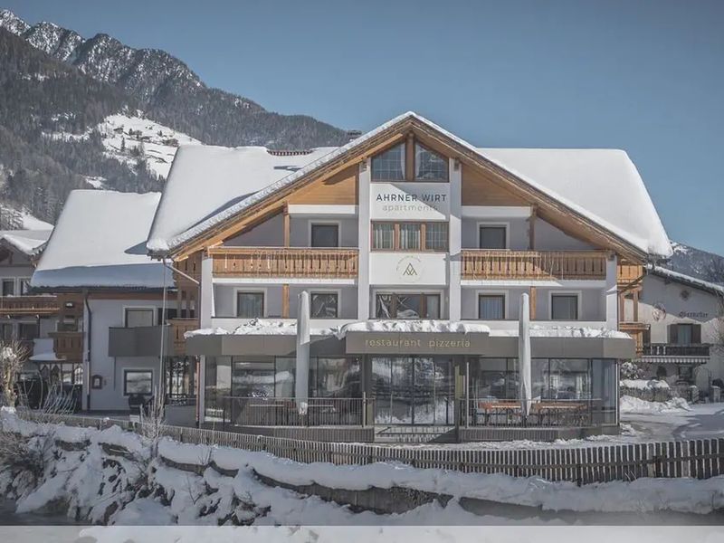 Ahrner Wirt Apartments