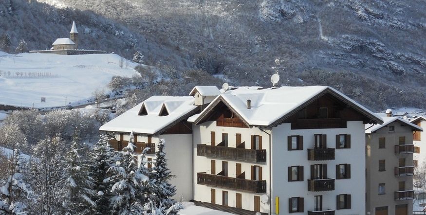 obiekt, teren hotelu, zwiedzanie