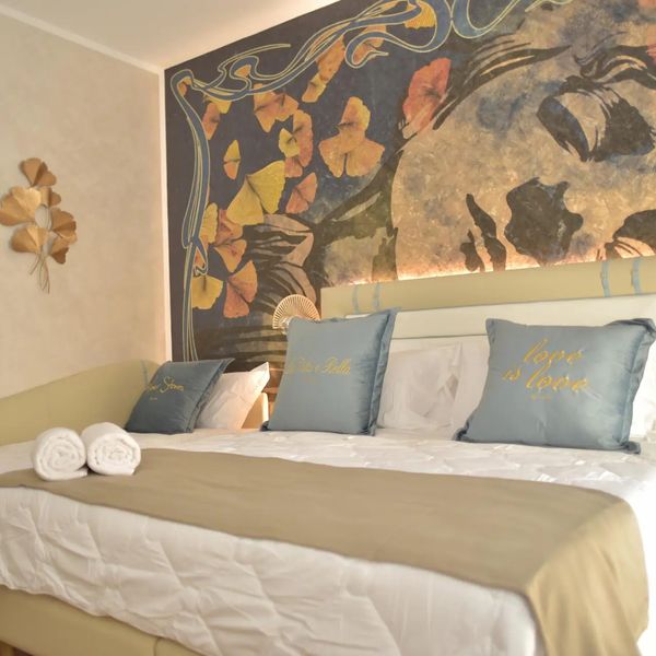Amsterdam Suite Hotel & SPA