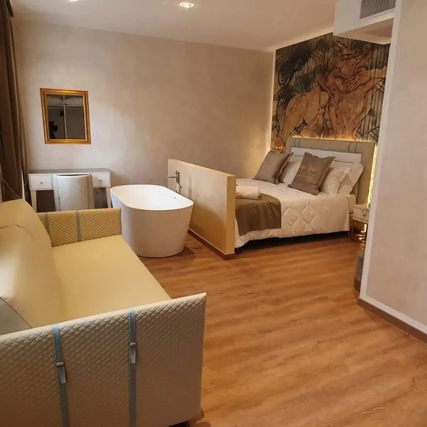 Amsterdam Suite Hotel & SPA