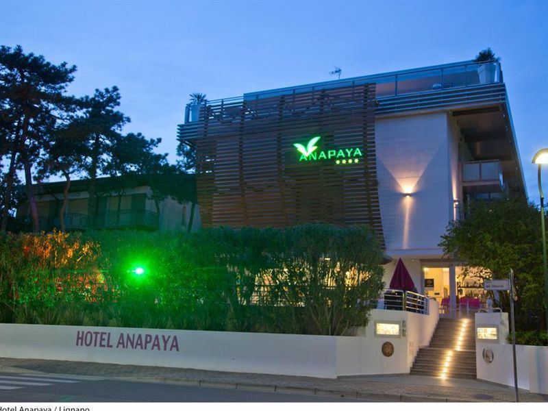 Anapaya 4*