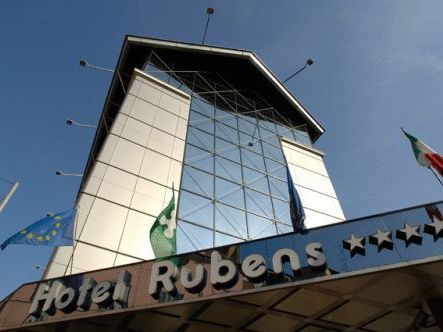 Antares Rubens 4*