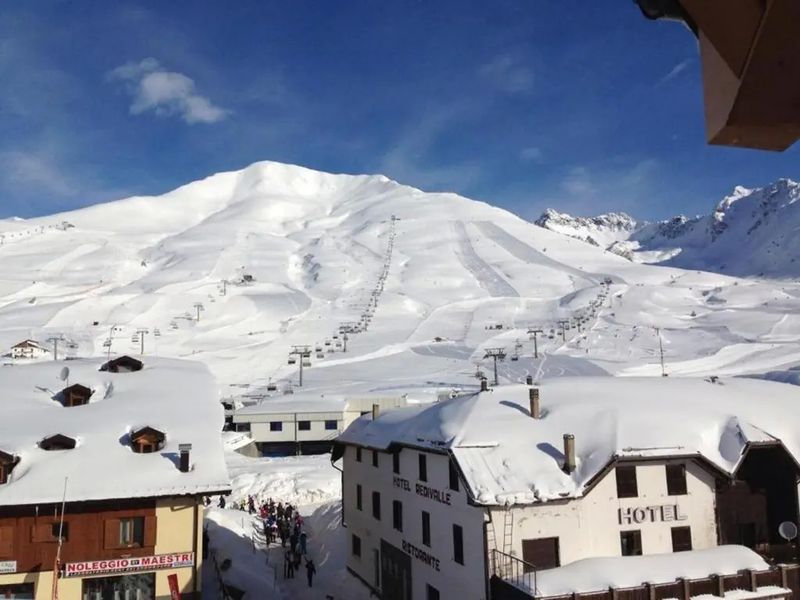 Apartaments Tonale 1800 Vari