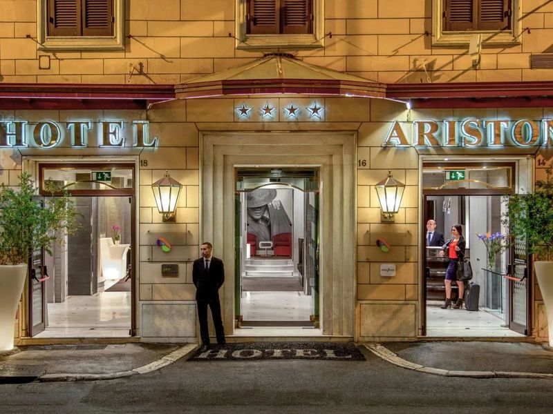 Ariston (Rzym) 4*