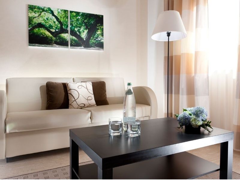 Astoria Suite 4*