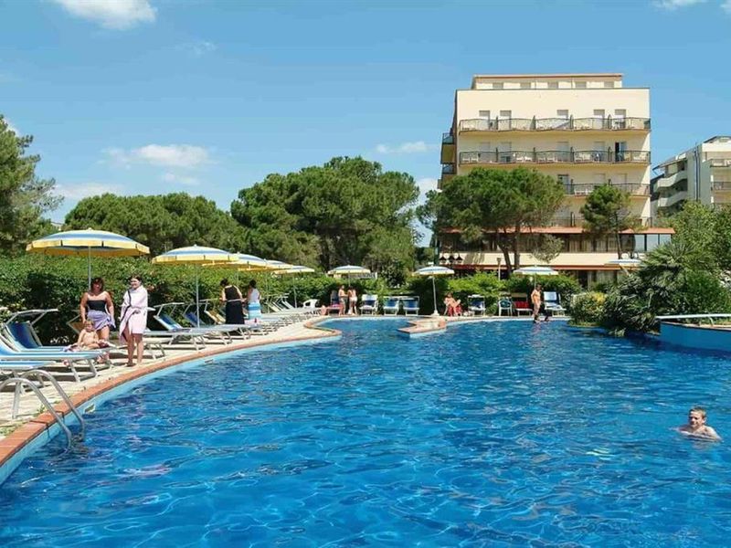 Ausonia (Milano Marittima)