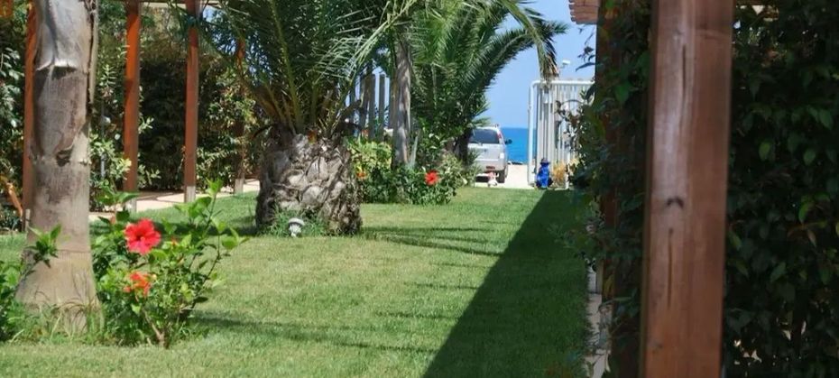 Baia Di Trainiti (Porto Salvo)