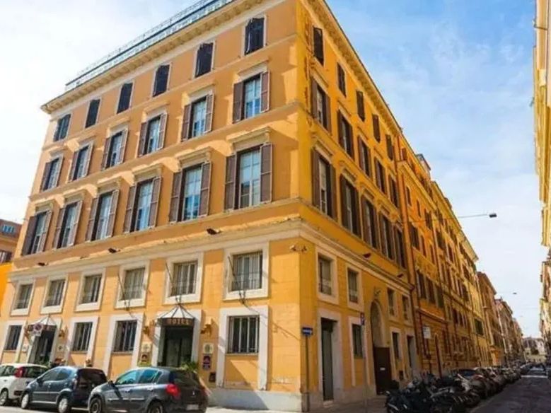 Best Western Artdeco 4*