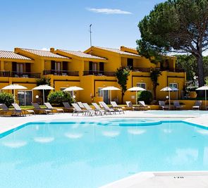 Blu Laconia Village