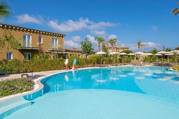 Bluserena Is Serenas Badesi Village