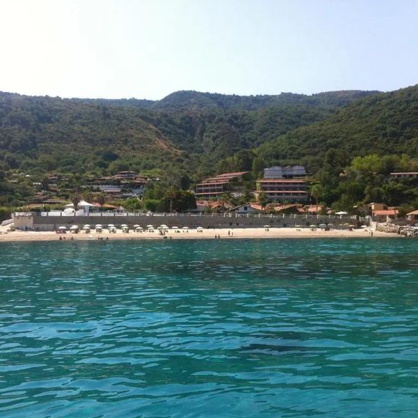 Cala Petrosa Resort