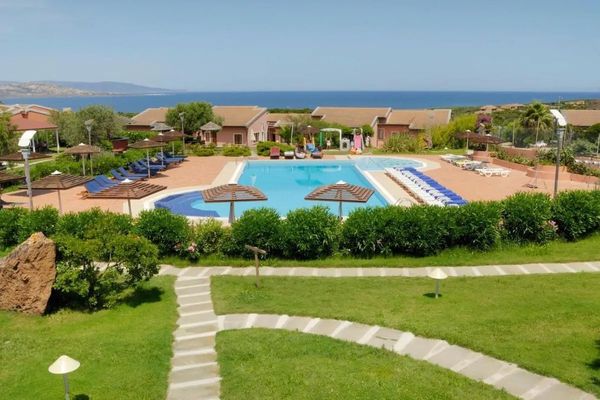 Cala Rosa Club