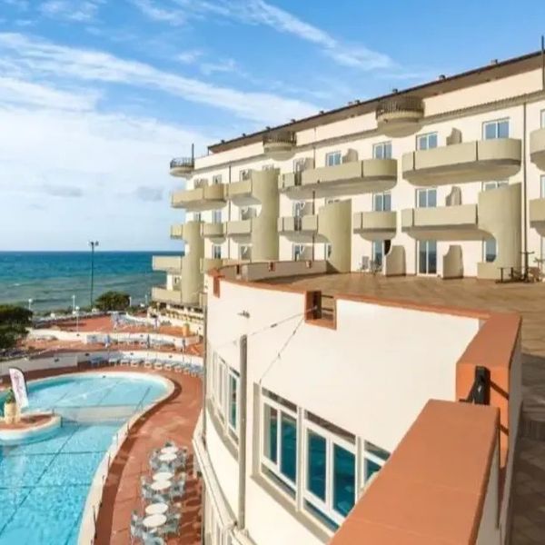 Carlton Riviera - zdjęcie 2