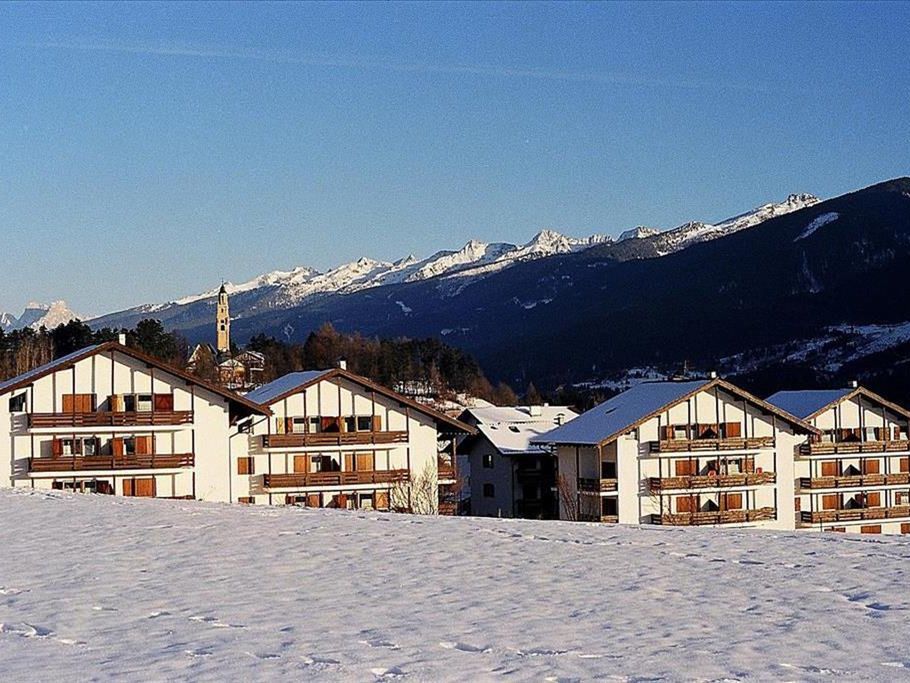 obiekt, teren hotelu