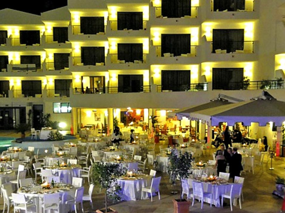 obiekt, teren hotelu