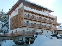 Chalet Caminetto 3*