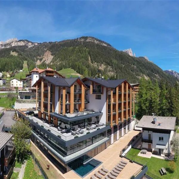 Ciampedie Luxury Alpine Spa