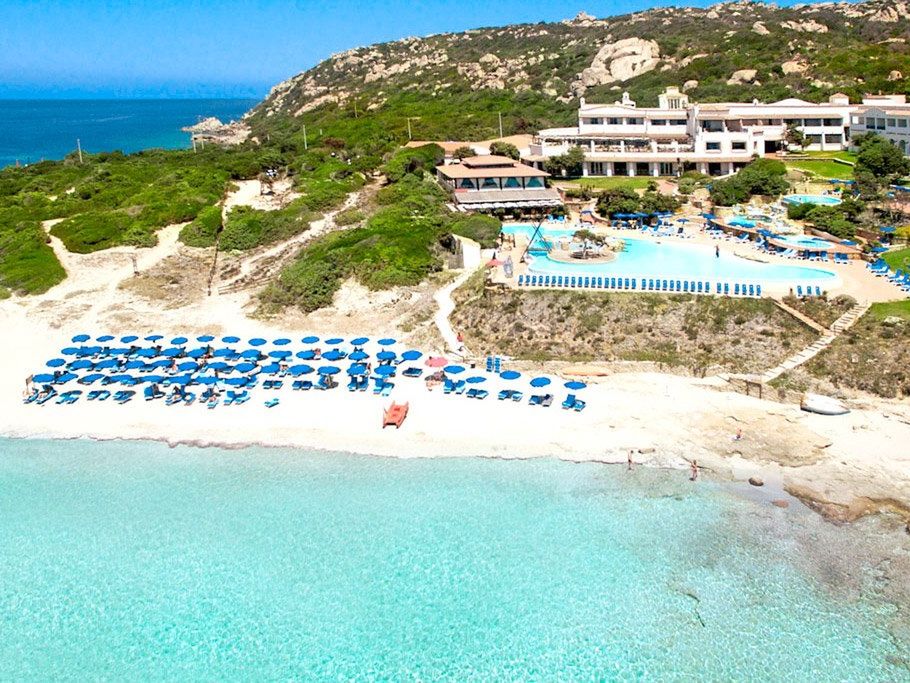 teren hotelu, basen, plaża