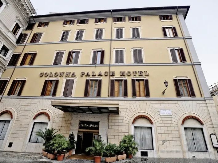 Colonna Palace 4*