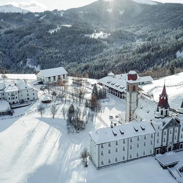 Corno Bianco (ex. Pietralba Hotel)