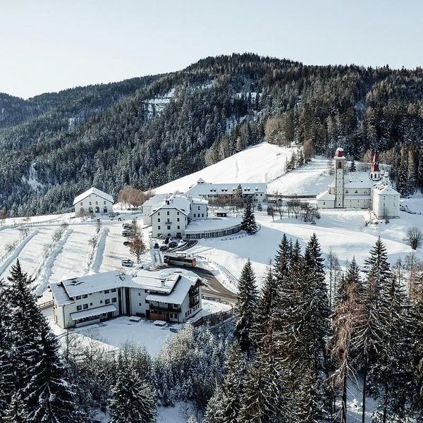 Corno Bianco (ex. Pietralba Hotel)