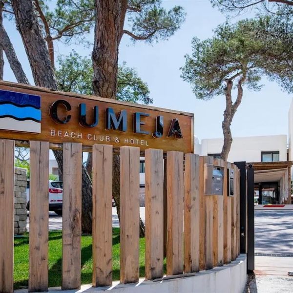 Cumeja Beach