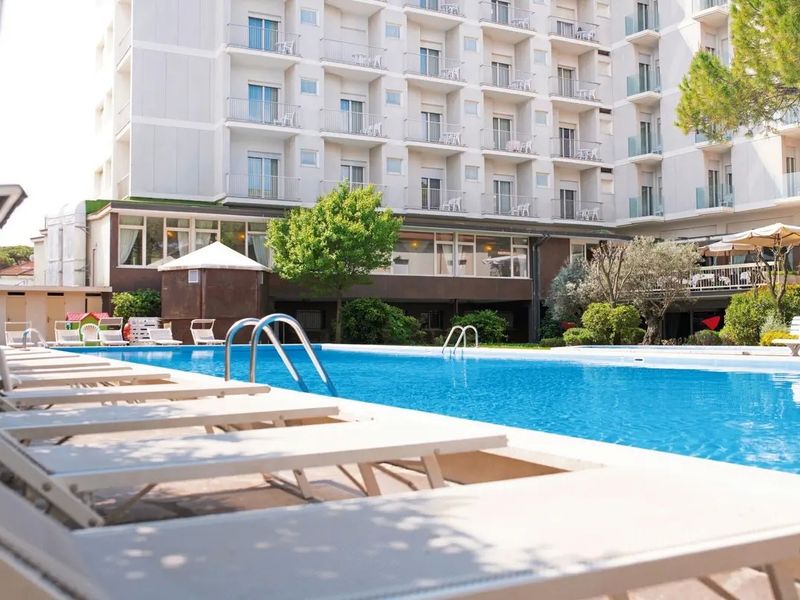 Doge (Milano Marittima) 4*