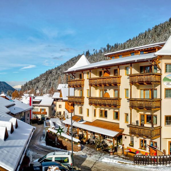 Dorfhotel Moar am Latemar