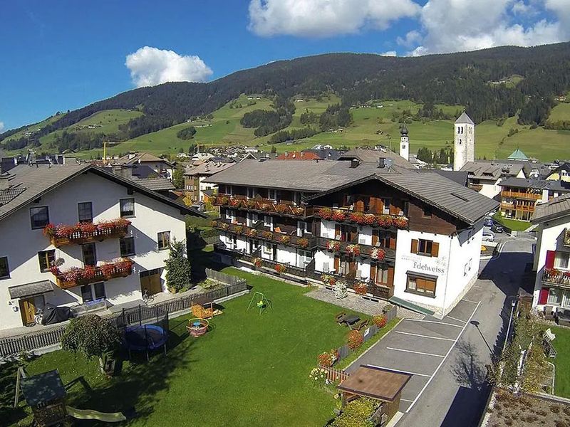 Edelweiss Residence