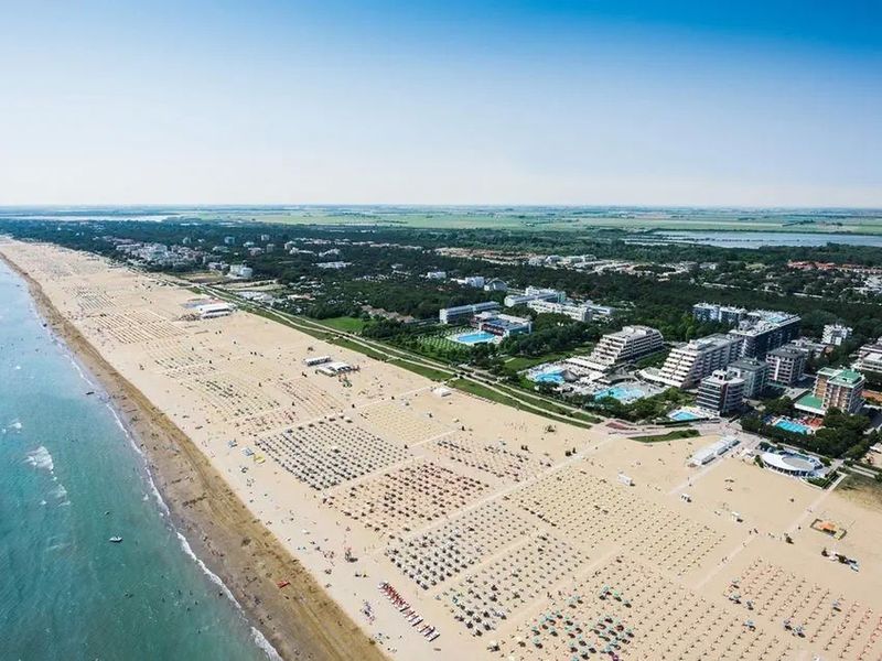 Elios, Acquarius, Raffaella