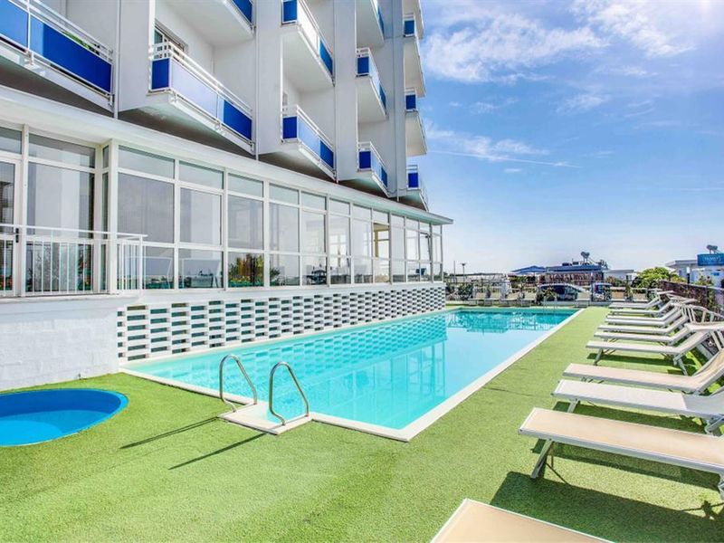 Fabilia Family Savini