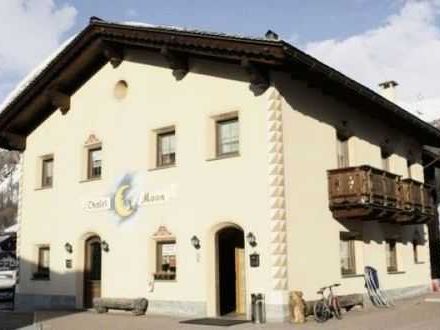 Garni Moon 3*